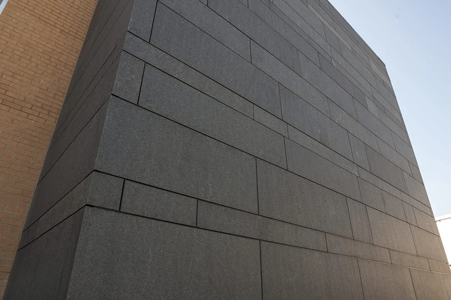 Black Granite Dry Hanging Stone Curtain 